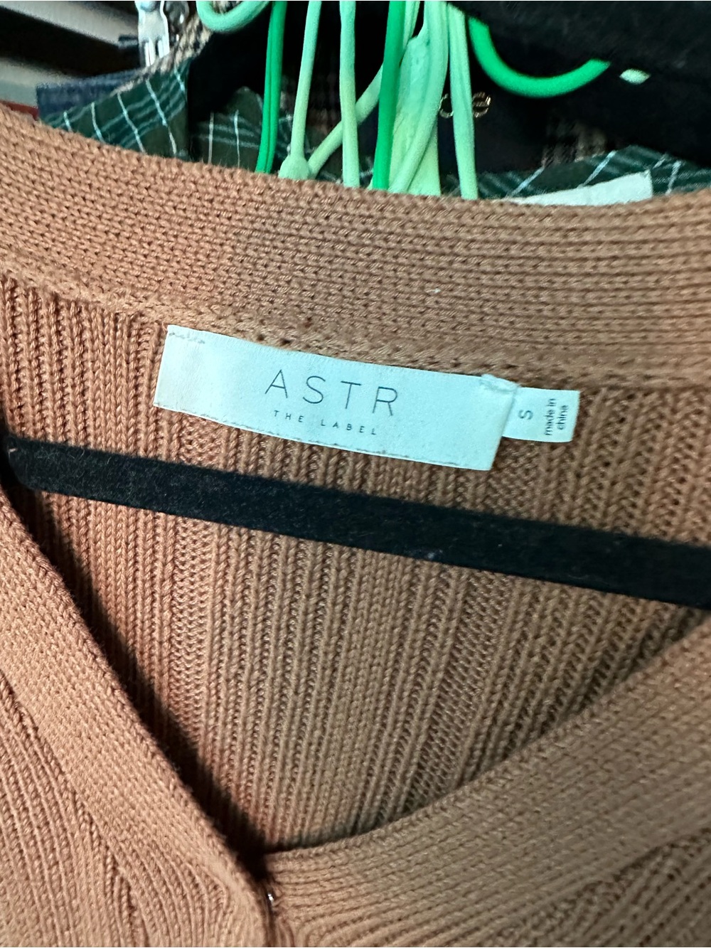 ASTR Rust Brown Ribbed V-Neck Wrap-Style Sweater - Picture 2 of 3
